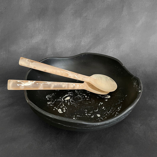 FLOW RESIN SALAD SERVERS