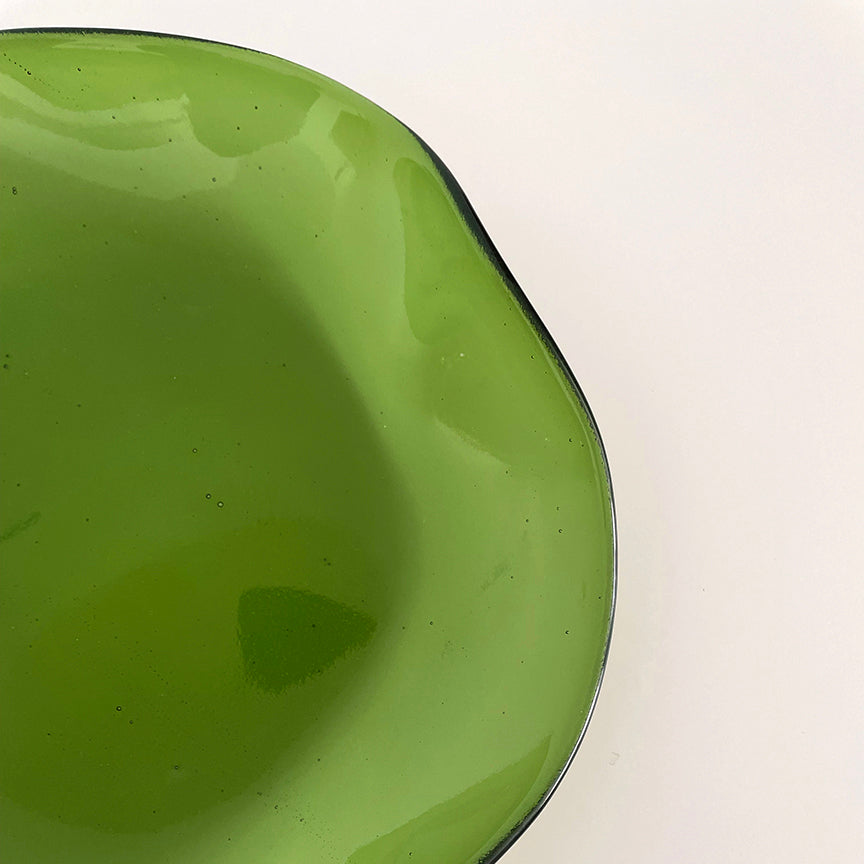 GLASS PETAL PLATE