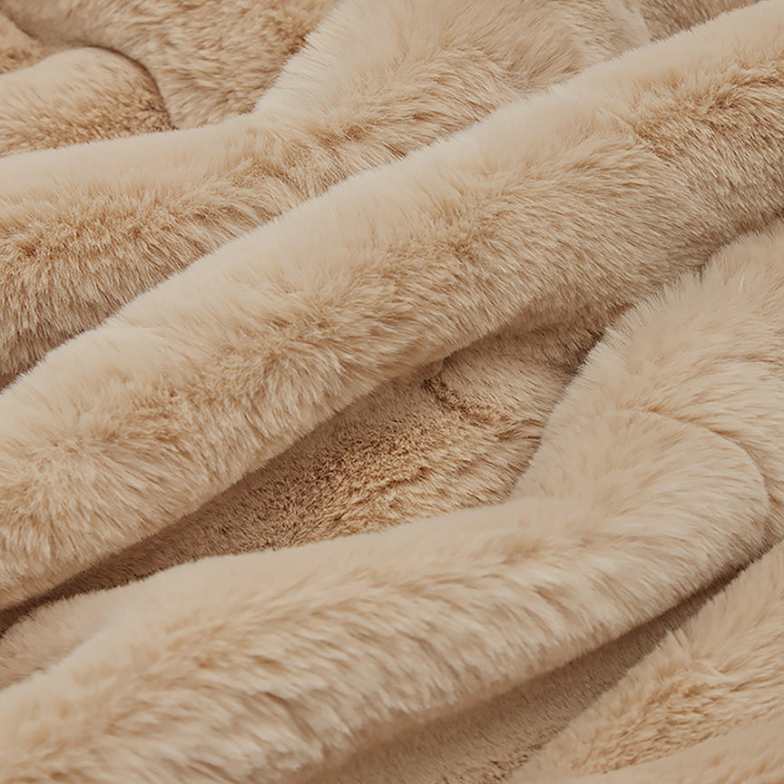 JUMBO SHILOH THROW BLANKET | VEGAN FAUX FUR | Latte